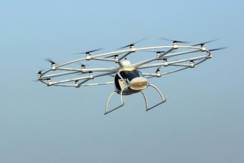 В Дубае испытали беспилотное летающее такси