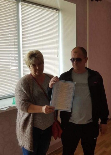 Луценко в складчину с друзьями купил квартиру для бойца из Бердянска