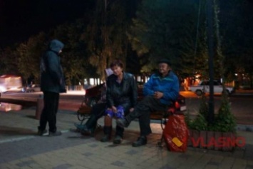 Шли пешком 7 км: люди покидали Калиновку в халатах и прятались в погребах