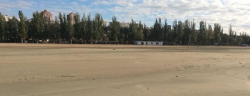 Уровень воды в Азовском море возле Мариуполя упал до критической отметки (ФОТО)