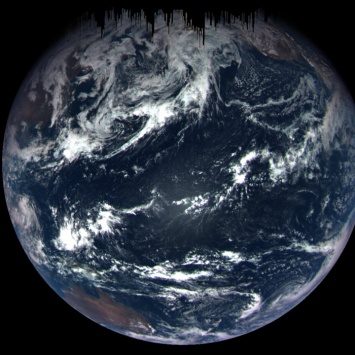 Osiris-REx прислал фотографию Земли, сделанную с расстояния 170 тысяч километров