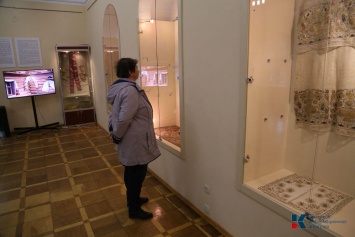 Крымский этнографический музей представил выставку украшений и золотого шитья (ФОТО)
