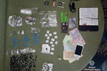 В Запорожье полицейские ликвидировали две нарколаборатории и изъяли наркотики на 5 млн грн