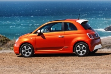Fiat терпит огромные убытки на выпуске электромобилей