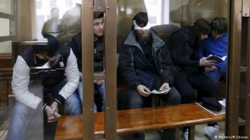 Верховный суд РФ смягчил приговор убийцам Немцова