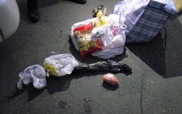Пассажир рейсового автобуса вез в Херсон оружие и наркотики