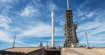 SpaceX запустила спутник для телекоммуникаций