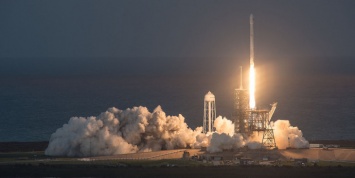 SpaceX успешно посадила «бэушную» ступень ракеты Faclon 9