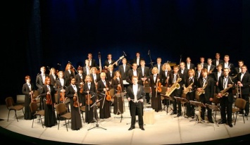 Оркестр на миллион: сколько стоит одежда для музыкантов Порошенко