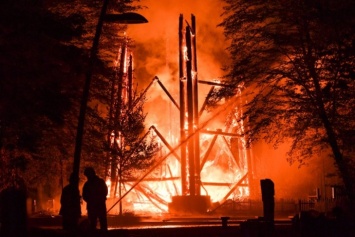 В Германии дотла сгорела известная башня Гете