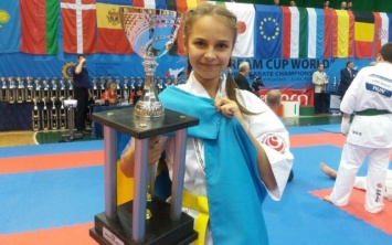 Девочка-подросток из Запорожья завоевала кубок мира по карате