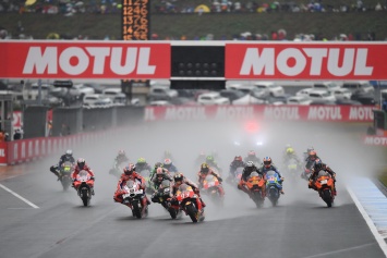 MotoGP: Michelin в восторге от Гран-При Японии - время круга в дождевой гонки феноменально