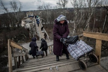 Мост через линию разграничения в Станице Луганской опасен и ненадежен - ОБСЕ