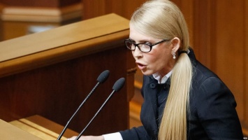 Мы все умрем: усатая Тимошенко спела песню о геноциде украинцев