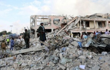 Сомали: Число жертв взрывов в столице перевалило за 300