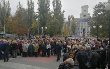 На митинг Оппозиционного блока пришло больше 500 человек
