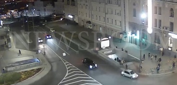 В Харькове нарисовали стоп-линию возле места ДТП с пятью погибшими