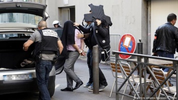 Во Франции начато расследование в отношении предполагаемых террористов