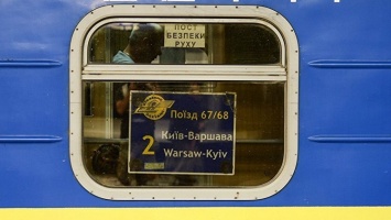 В Киеве из-за угрозы взрыва эвакуируют железнодорожный вокзал