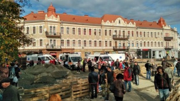 В Ужгороде учеников школы эвакуировали из-за утечки газа, 11 детей - в больнице