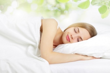 Как тяжелое одеяло делает крепче ваш сон