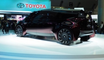 Toyota откажется от использования бензиновых двигателей к 2040 году