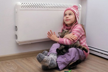 Соцсети: В Луганске пенсионеры мерзнут в холодных квартирах