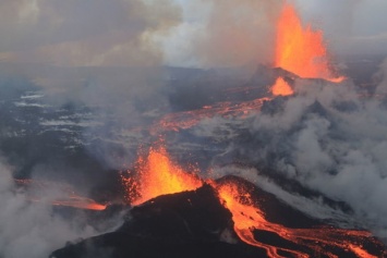 Самый большой вулкан Исландии начал просыпаться