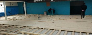 На Херсонщине заканчивается первый этап ремонтных работ в спорткомплексе