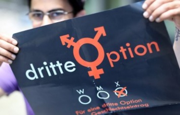 В Германии официально появится третий пол - интерсексуалы