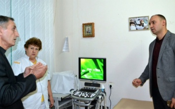 Бериславской центральной райбольнице подарили новый аппарат УЗИ