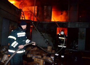 Пожар на одесском «7-м километре» тушили 70 спасателей