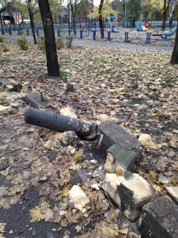 На Молдаванке раскурочили и сдали на металлолом старинный забор