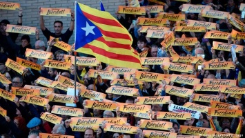 В Барселоне 750 тысяч человек вышли на митинг в поддержку каталонских политиков