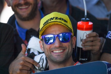 Moto2: Стюарды решили не наказывать сурово Маттиа Пасини за нарушение правил