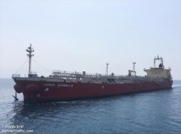 182-метровый танкер доставит 30 тыс. тонн арктического топлива из Финляндии в порт Южный