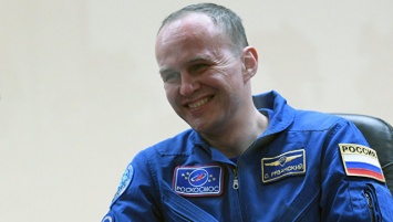 Космонавт Сергей Рязанский отметил день рождения на борту МКС