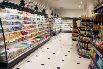 Столичный супермаркет засветился в скандале: по продуктам бегают грызуны
