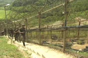 Солдат КНДР сумел сбежать в Южную Корею под обстрелом сослуживцев