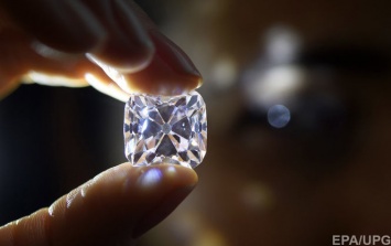 Крупнейший мировой добытчик алмазов резко нарастил продажи