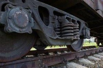 В Бердичеве грузовой поезд сбил мужчину: травмы оказались смертельными