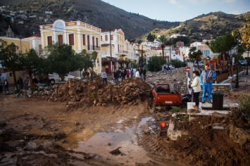 На греческом острове объявили чрезвычайное положение после шторма "Эвридика"