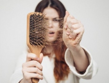 Как спасти волосы от выпадения?