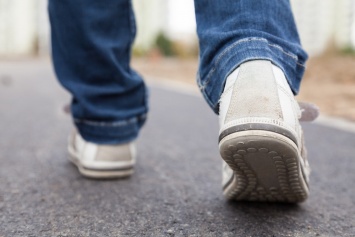 Ученые придумали обувь, помогающую бороться с приступами болезни Паркинсона