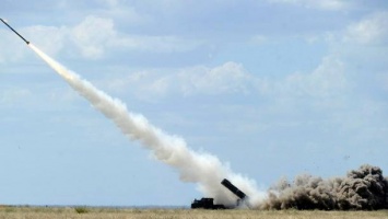 В Украине успешно испытали новейшую ракетную систему "Ольха", которая может корректировать траекторию полета