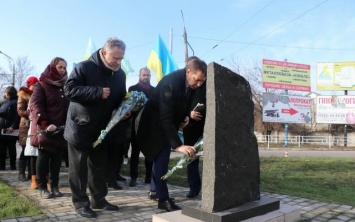 На Херсонщине отметили 80-ю годовщину со дня рождения Вячеслава Черновола