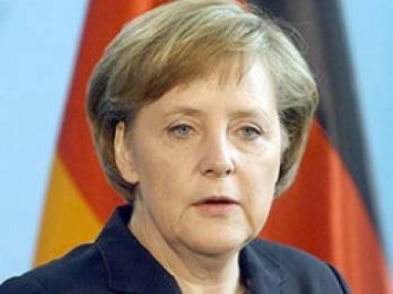 Меркель приветствует действия Порошенко по созданию в Украине Антикоррупционного суда