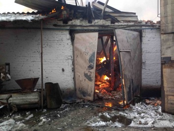 Под Киевом горел цех по производству масла