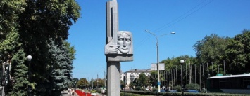 Павлоградцы просят установить на Аллее Славы памятник «Защитник Отечества»