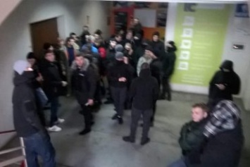 В Киеве националисты сорвали собрание комсомольцев